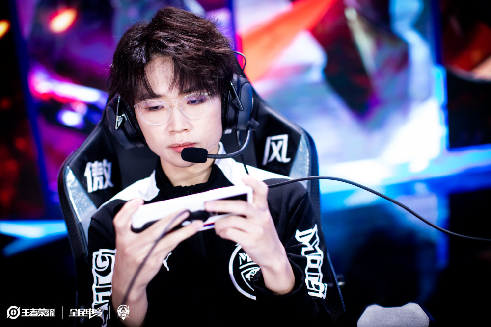 更在关键瞬 更在关键瞬