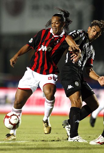 柔佛主帅:我们将在主场全力以赴;零封海港非常重要